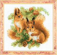 Riolos Cross Stitch - Squirels